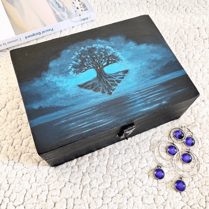 Boîte île-arbre